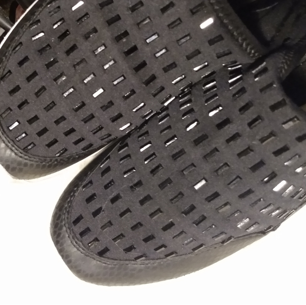 Shoes athletic